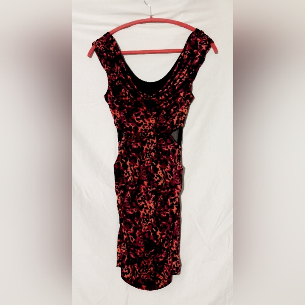 Ladies Dress - Picture 2 of 2